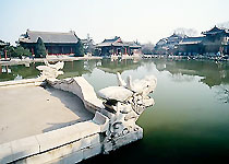華清池